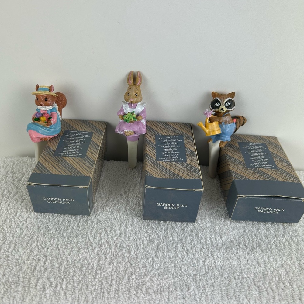 VTG Avon NOS Gift Collection Garden Pals Chipmunk, Bunny & Raccoon